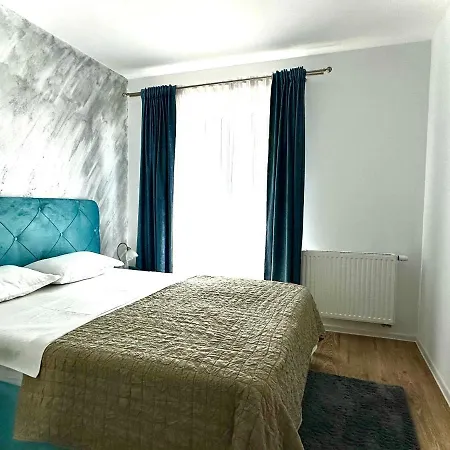 4friendscoresibrasov Blue Brasov