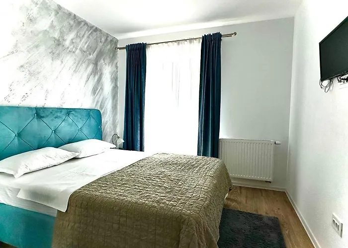 4friendscoresibrasov Blue Brasov