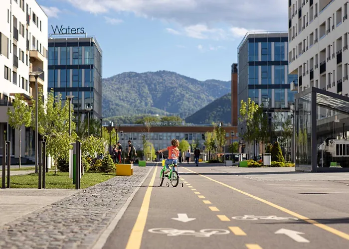 Apartment 4friendscoresibrasov Blue